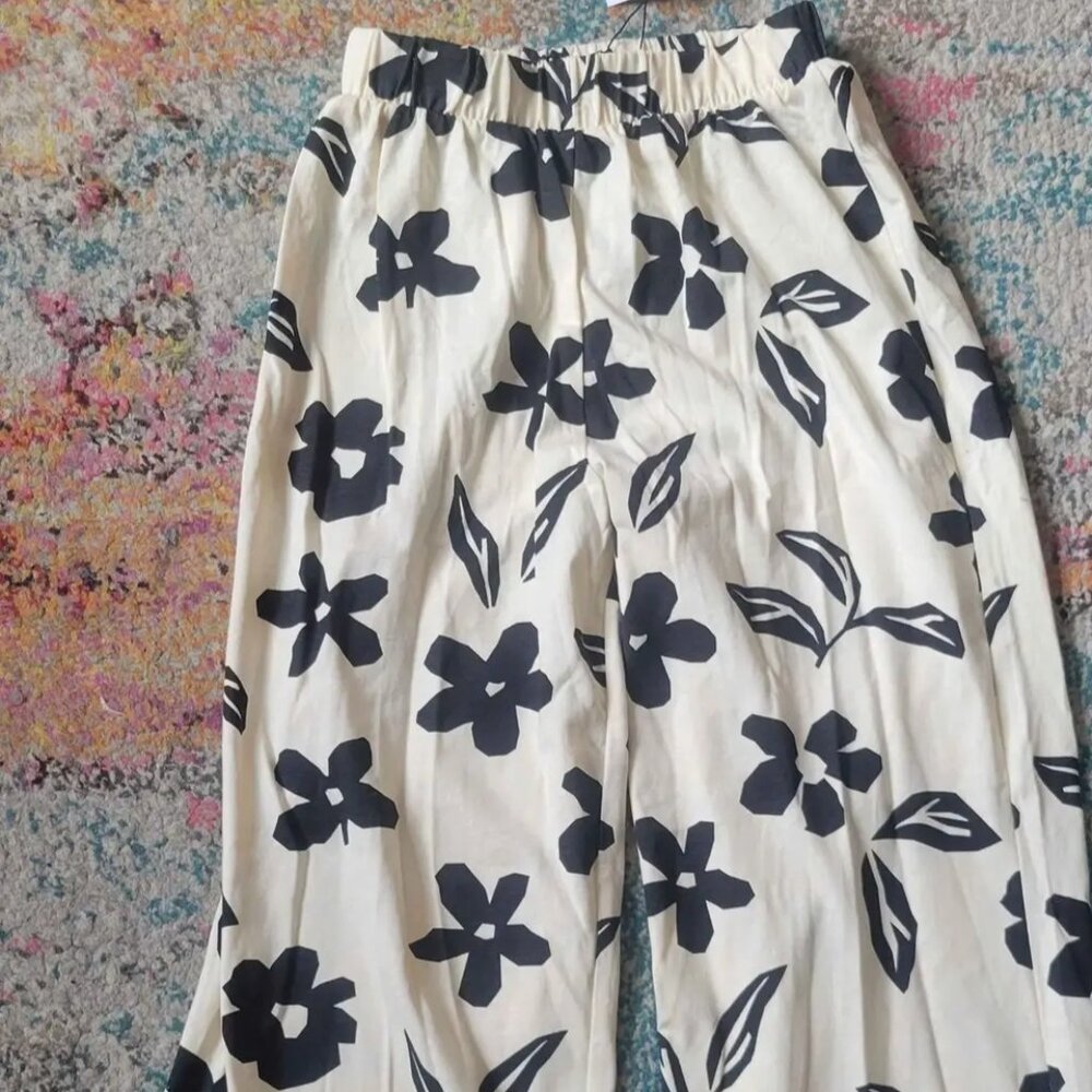 Zara youth flowery lightweight crop pants